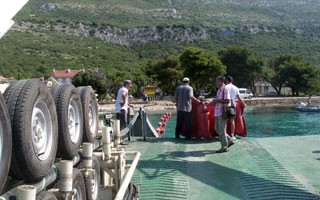 Polaže se 110 kV podmorski kabel između Pelješca i Korčule