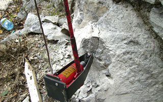 Zaposlenik Elektroprimorja izumio hidraulični razbijač kamena